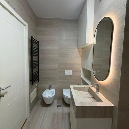 Apartament Aura *